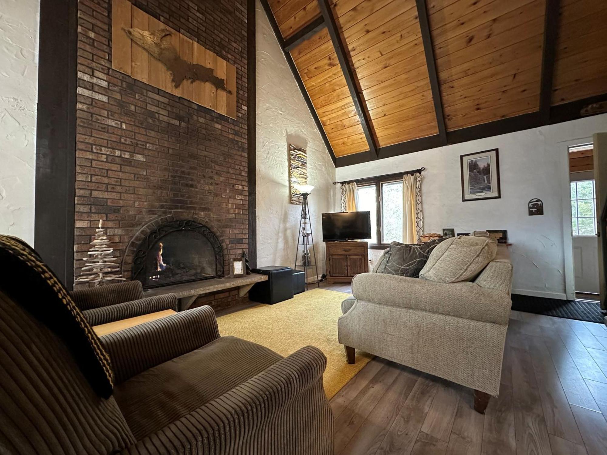 Husky House Villa Bessemer Екстериор снимка